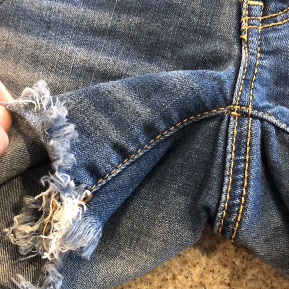 American Eagle shorts - Picture 3 of 7